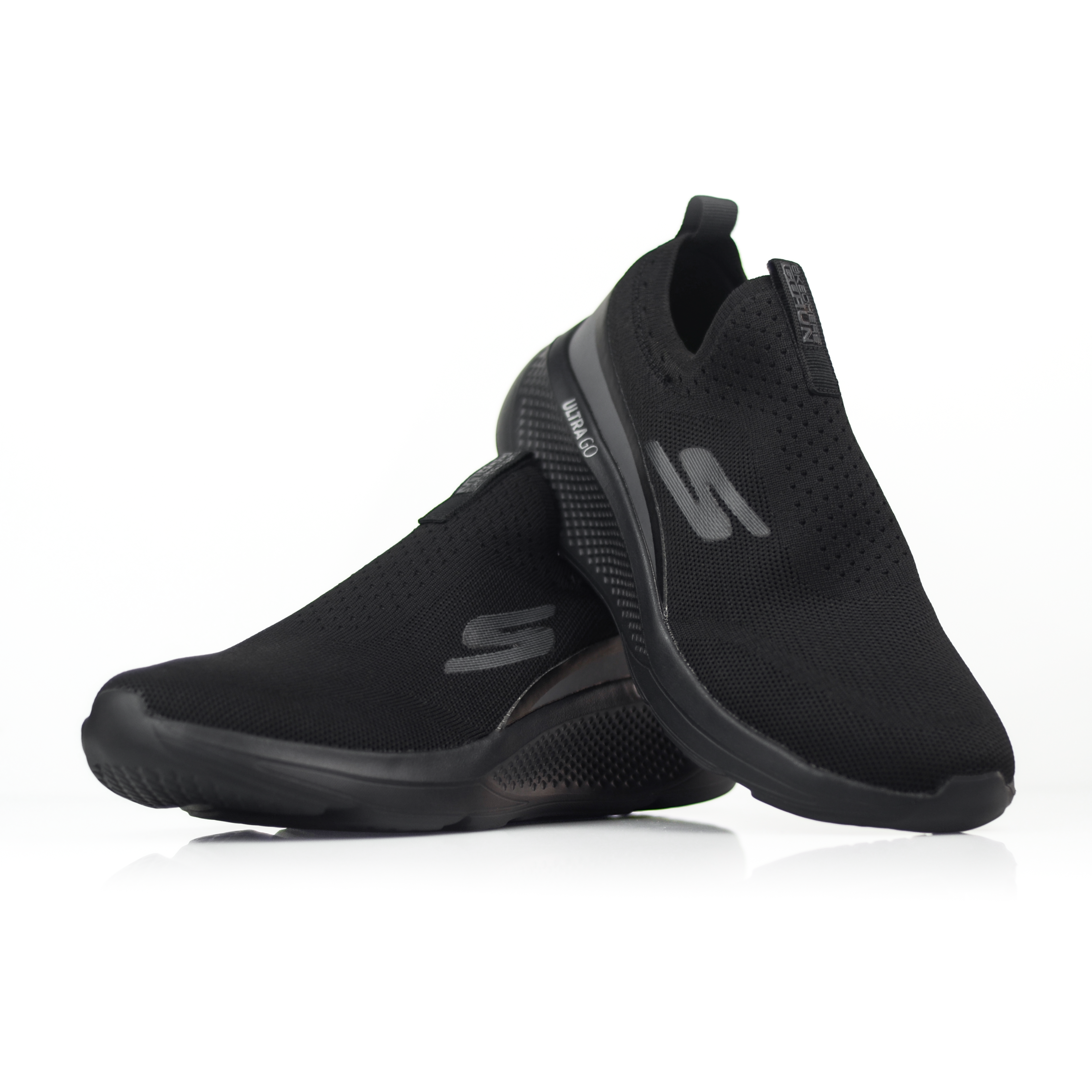 ADDRO UltraGo Slip-Fit Lightweight Walking Shoes for Men